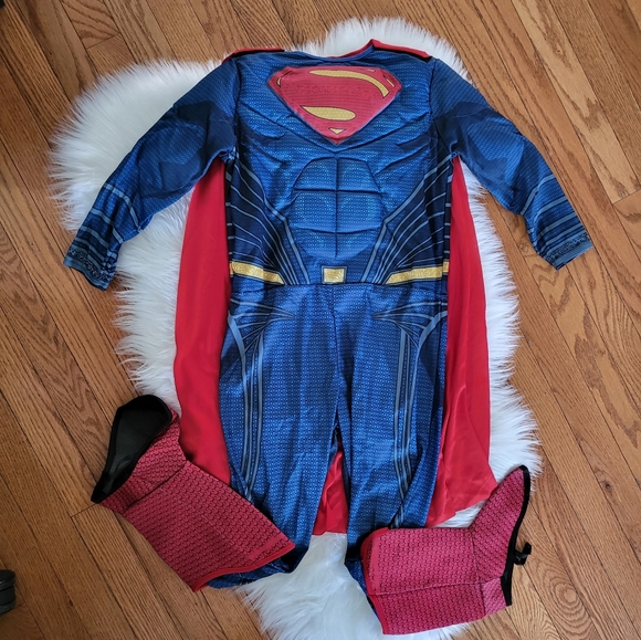 DC Superman Costume 🦸‍♂️ - Picture 3 of 11